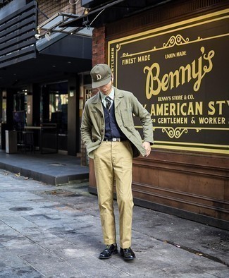 С чем носить мятную рубашку мужчине