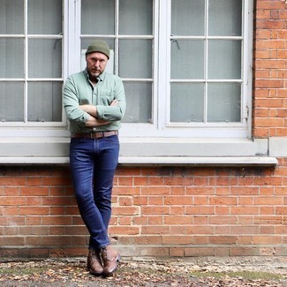 С чем носить мятную рубашку мужчине