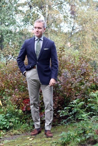 С чем носить мятный галстук мужчине