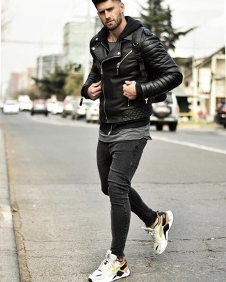 Какие косухи носить с разноцветными кроссовками мужчине