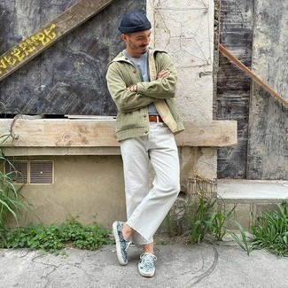 С чем носить разноцветный браслет из бисера мужчине