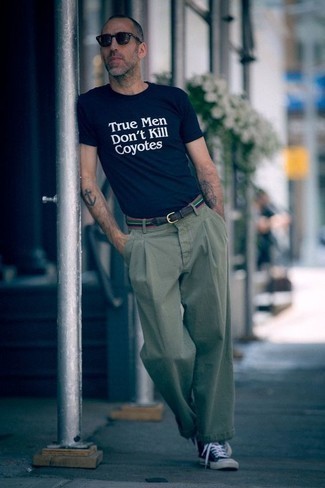 С чем носить разноцветный ремень мужчине