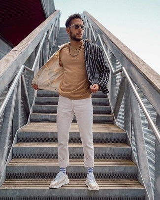 С чем носить разноцветную куртку мужчине