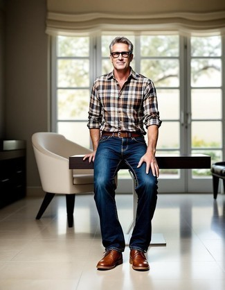 Какие ботинки дезерты носить с разноцветной рубашкой с длинным рукавом