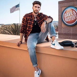 Какие майки носить с разноцветной рубашкой с длинным рукавом мужчине