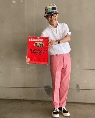 С чем носить разноцветную панаму в шотландскую клетку мужчине