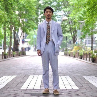 С чем носить разноцветный галстук в шотландскую клетку мужчине