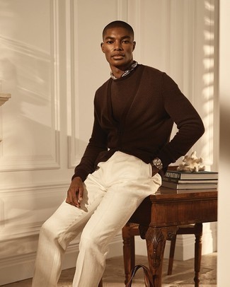 С чем носить разноцветный шарф с принтом мужчине