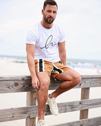 С чем носить разноцветные шорты мужчине