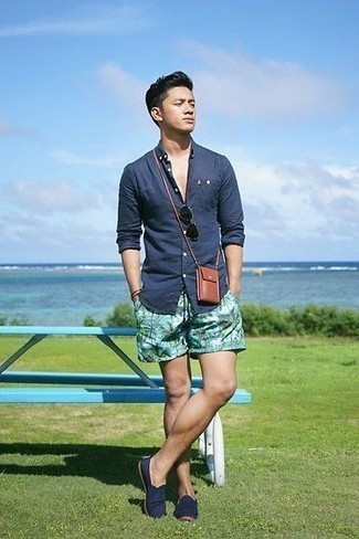 С чем носить разноцветные шорты мужчине