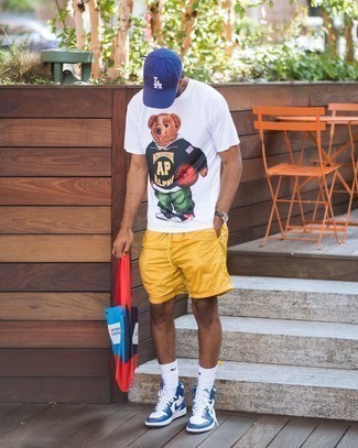 С чем носить разноцветную большую сумку мужчине