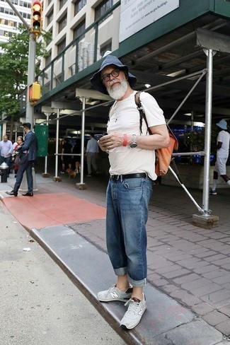 С чем носить горчичный рюкзак мужчине