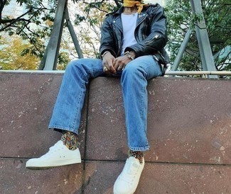 С чем носить горчичную бандану мужчине