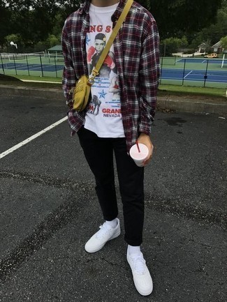 С чем носить горчичную сумку почтальона из плотной ткани