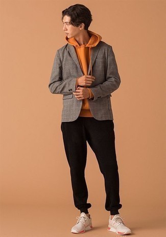 Какие пиджаки носить с горчичным худи мужчине