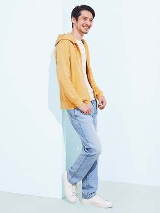 Какие джинсы носить с горчичным худи мужчине