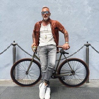 С чем носить горчичные кожаные часы мужчине