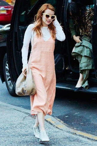 С чем носить горчичные солнцезащитные очки женщине