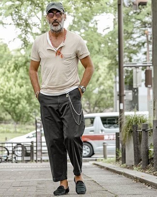 С чем носить горчичные солнцезащитные очки мужчине