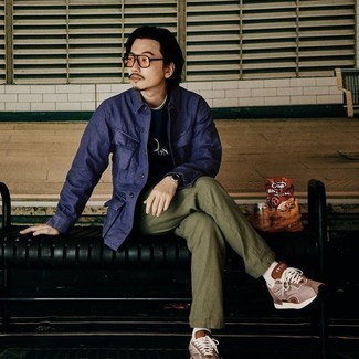 С чем носить горчичные солнцезащитные очки мужчине