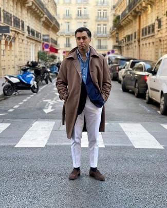 Какие длинные пальто носить с темно-сине-зеленым пиджаком