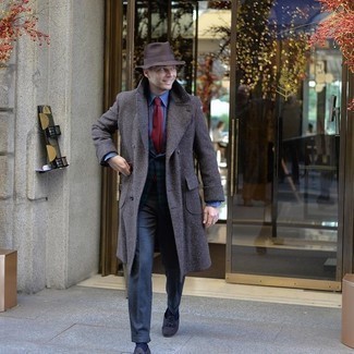 Какие длинные пальто носить с темно-сине-зеленым пиджаком