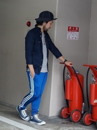 С чем носить темно-сине-зеленую панаму мужчине