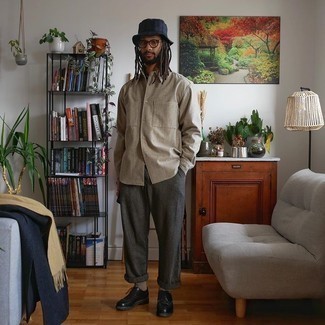 С чем носить темно-сине-зеленую панаму мужчине