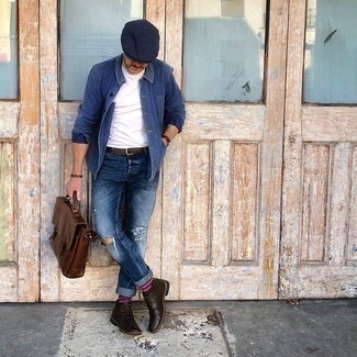 С чем носить темно-сине-зеленую кепку мужчине