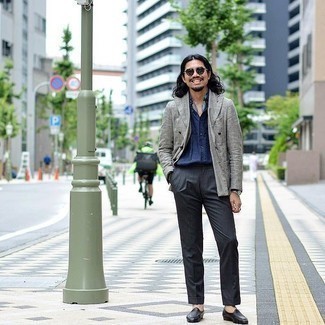 С чем носить темно-сине-зеленый шарф мужчине