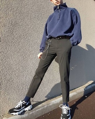 С чем носить темно-сине-зеленые носки мужчине