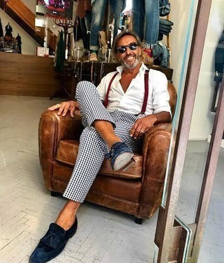 С чем носить темно-сине-зеленые замшевые лоферы мужчине