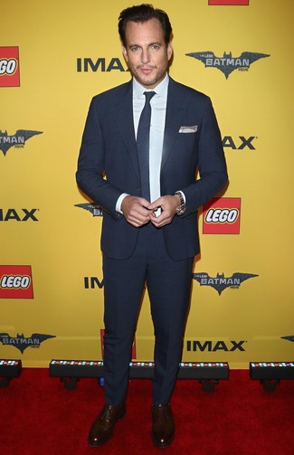 С чем носить темно-сине-зеленый шерстяной галстук мужчине