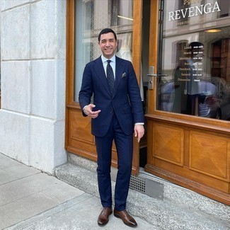 С чем носить темно-сине-красный костюм