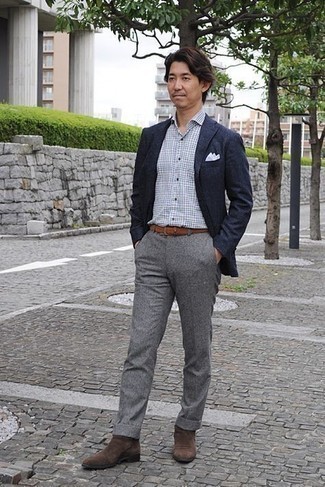 С чем носить темно-сине-белый шерстяной пиджак мужчине