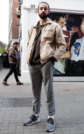 Какие куртки харрингтон носить с темно-синими кроссовками