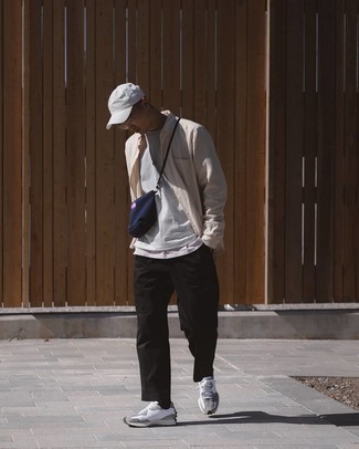 С чем носить темно-синюю сумку мужчине