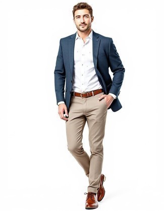 Какие брюки чинос носить с темно-синим пиджаком