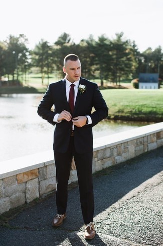 Какие туфли дерби носить с темно-синим пиджаком