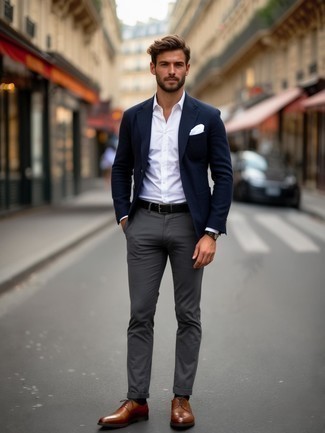 Какие оксфорды носить с темно-синим пиджаком