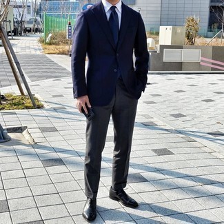 Какие оксфорды носить с темно-синим пиджаком