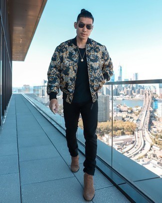 Какие ботинки челси носить с темно-синим бомбером мужчине