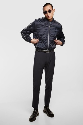 Какие туфли дерби носить с темно-синим бомбером