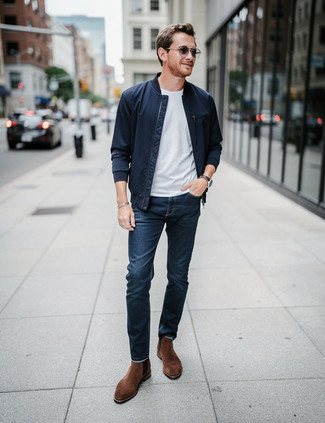 С чем носить темно-синий бомбер мужчине