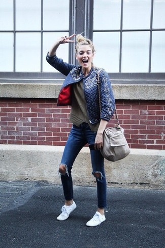 С чем носить темно-синий бомбер женщине