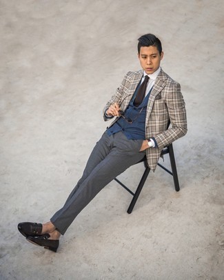 Какие пиджаки носить с темно-синим кардиганом мужчине