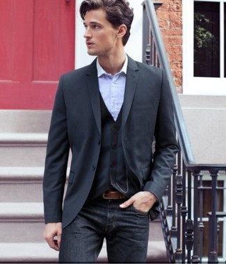 Как носить темно-синий кардиган с темно-синим пиджаком мужчине