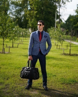 С чем носить темно-синий пиджак в клетку мужчине