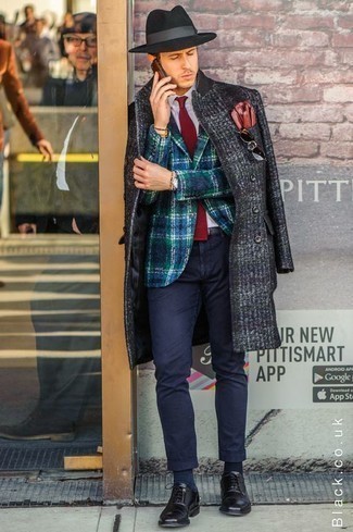 Какие оксфорды носить с темно-синими брюками чинос