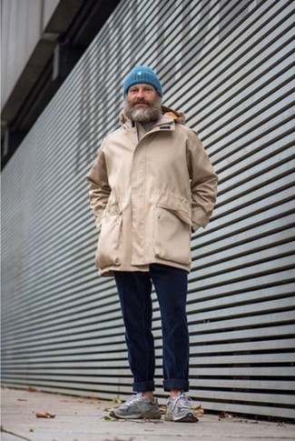 С чем носить темно-синие вельветовые брюки чинос